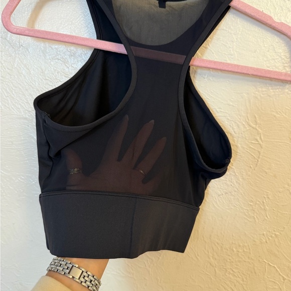 Gymshark Black Sleeveless Top - Picture 7 of 8